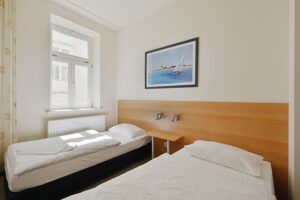 Schlafzimmer 2 mit Einzelbetten je 90*200cm